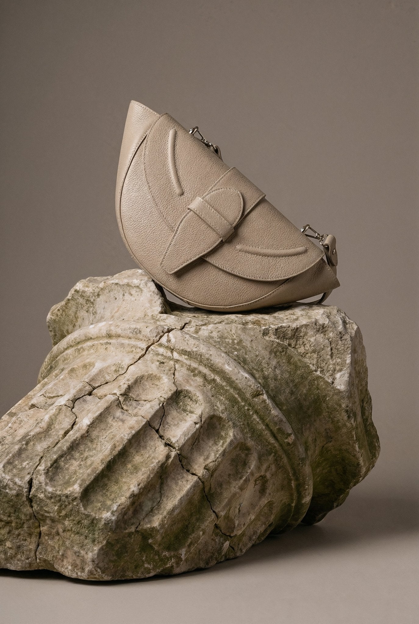 Giulia Handbag – Sand Beige - SIMOVSKA