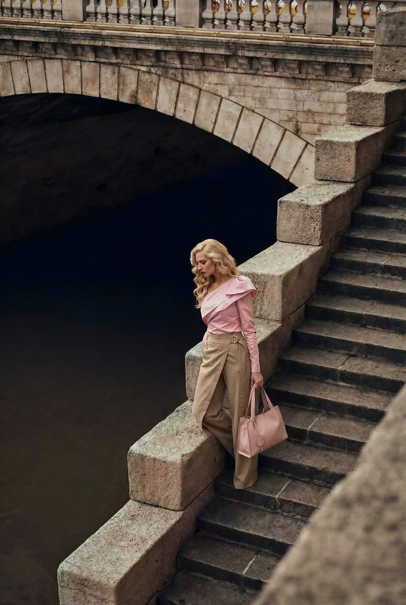 Livia Big Handbag – Blush Pink - SIMOVSKA