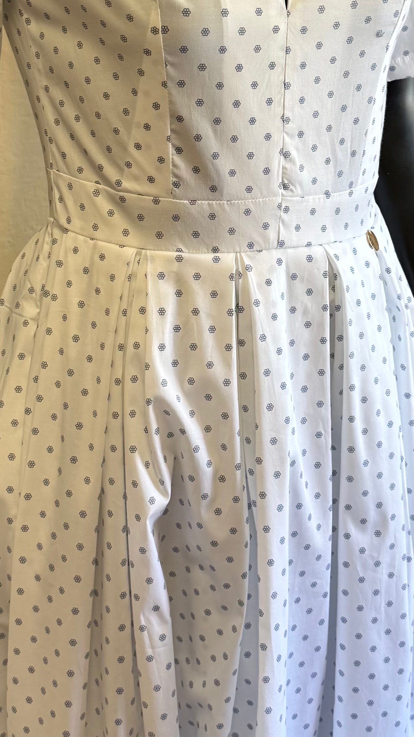 Sorrento Dress – White Micro Floral