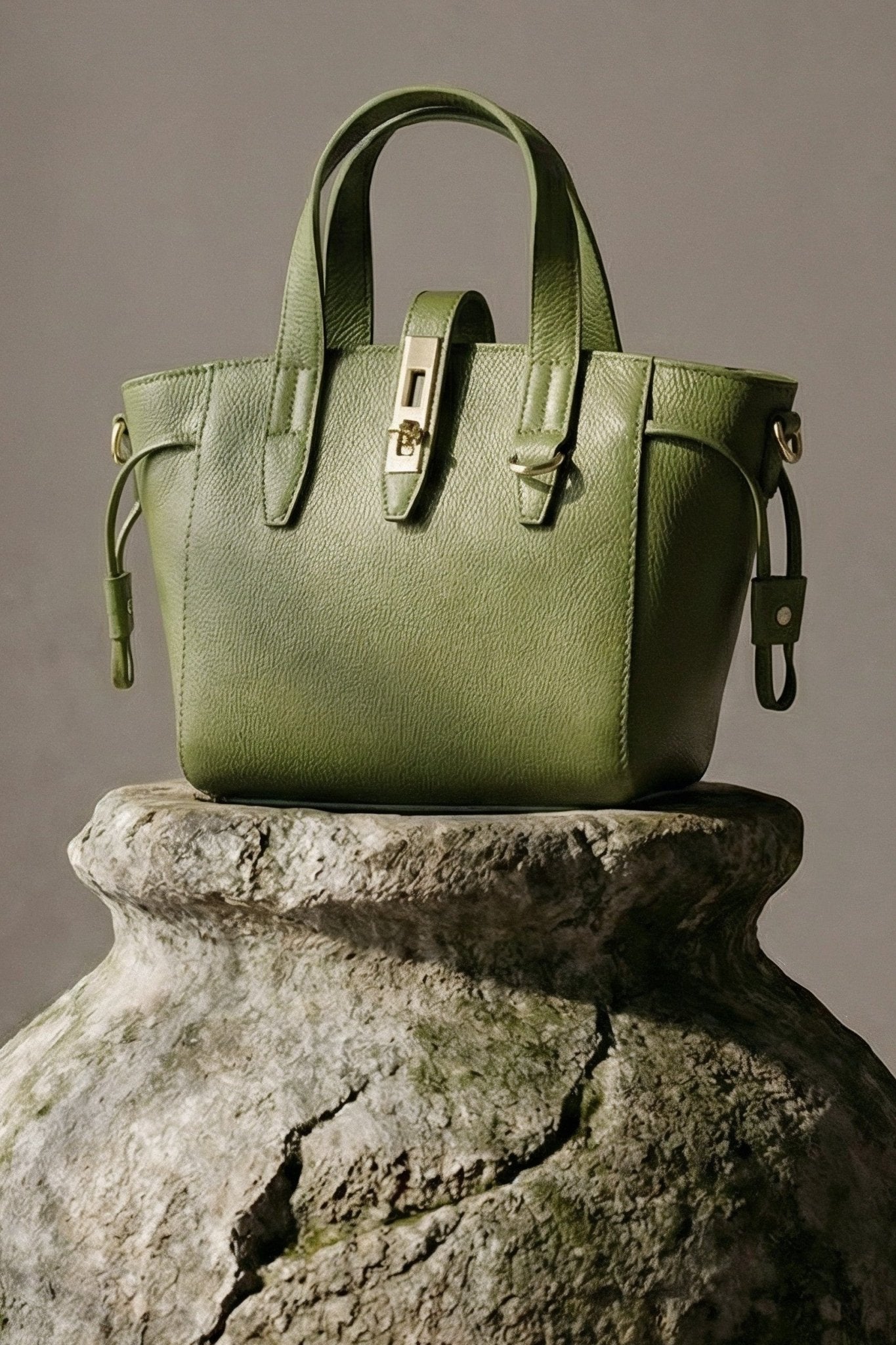 Calista Small Handbag – Aloe Green - SIMOVSKA