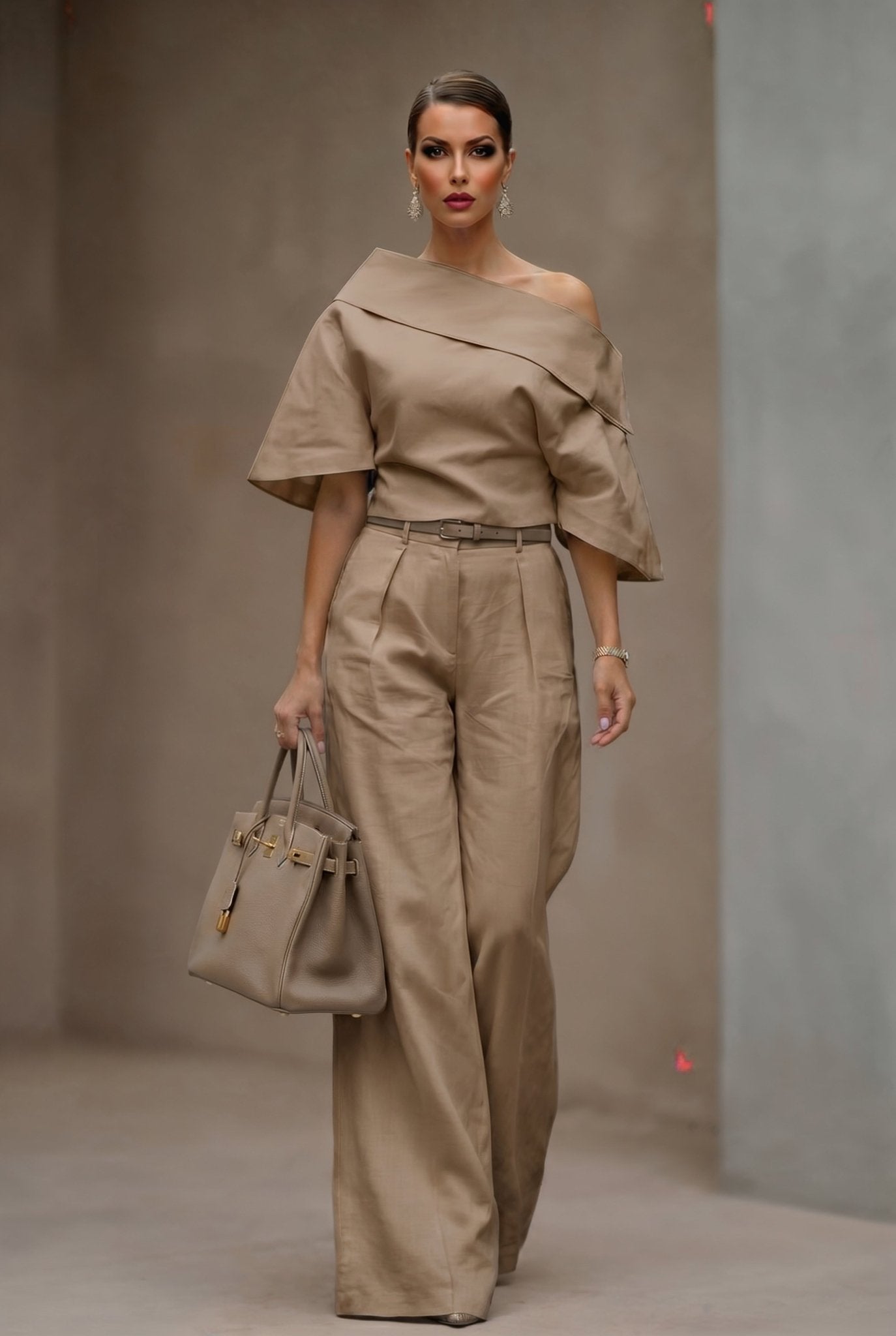 Daria Set – Warm Taupe - SIMOVSKA