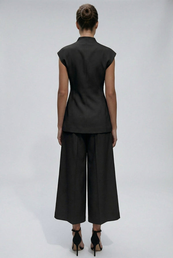 Giulia set : cotton & elastic Punto di Milano set with caped sleeves in black - SIMOVSKA