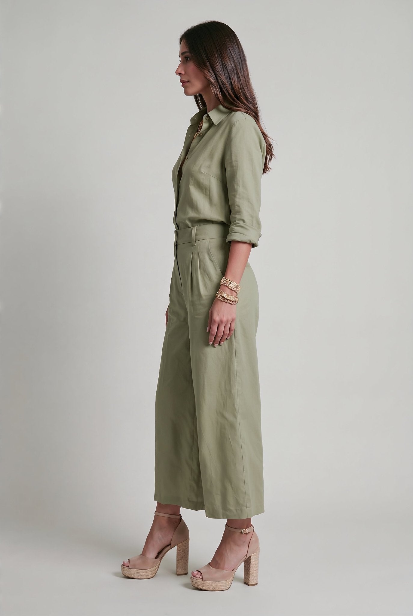Livia Linen Set in - Sage Green - SIMOVSKA