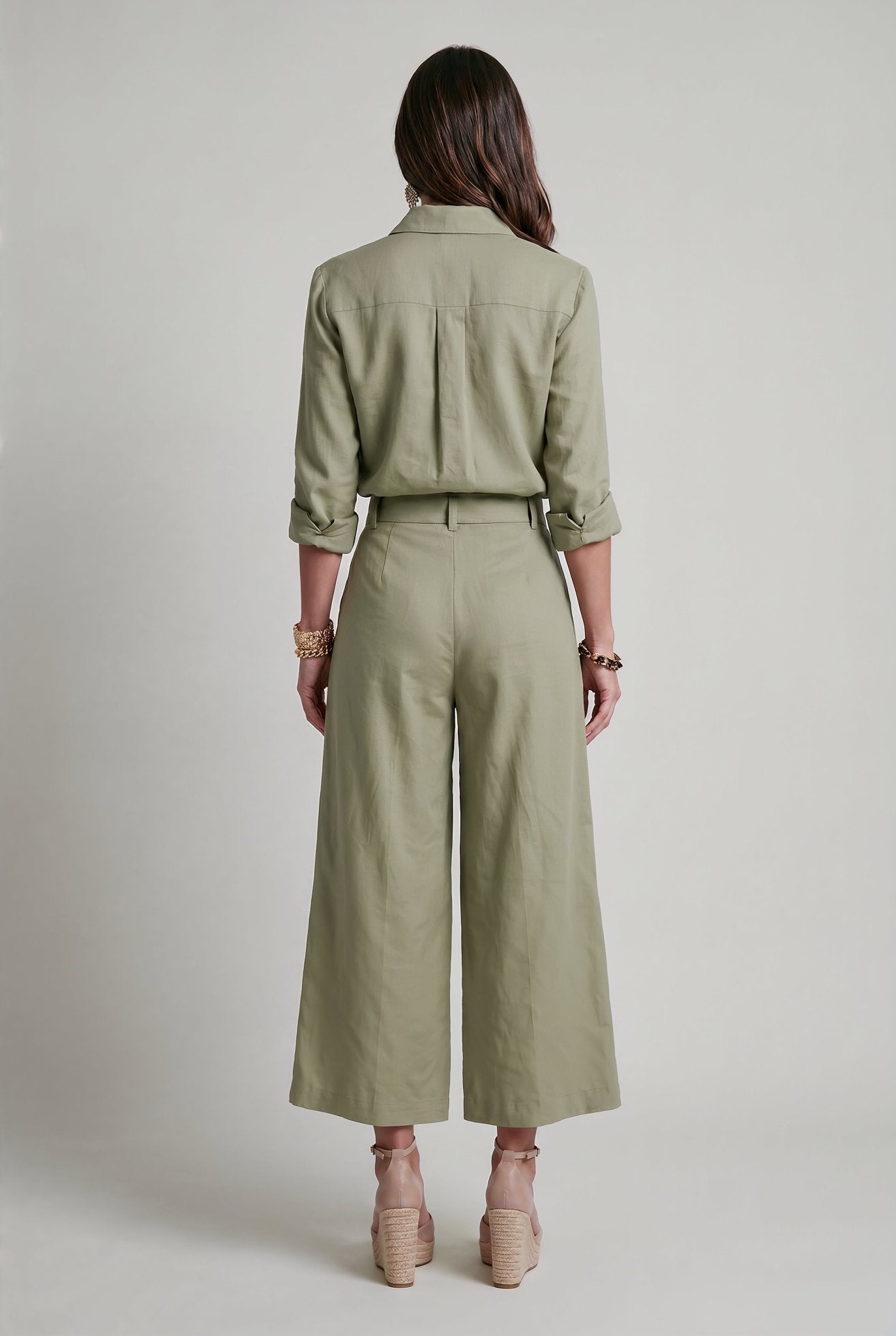 Livia Linen Set in - Sage Green - SIMOVSKA