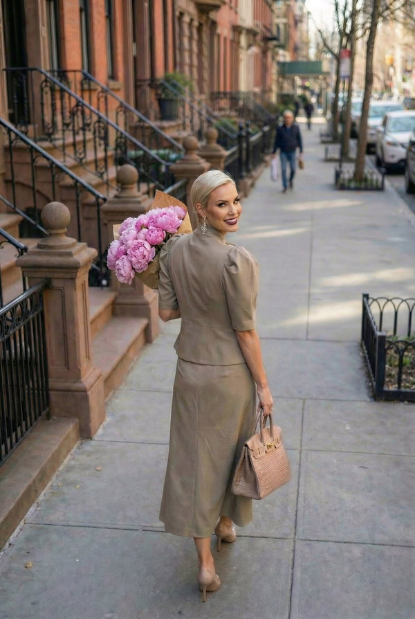 Selene set : Frescolana set with puffed sleeves in Warm Taupe - SIMOVSKA