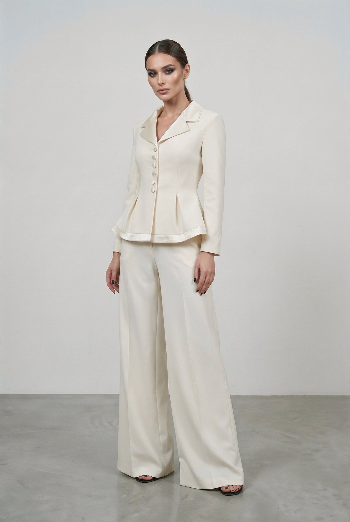 Vanessa Suit in Ivory - SIMOVSKA